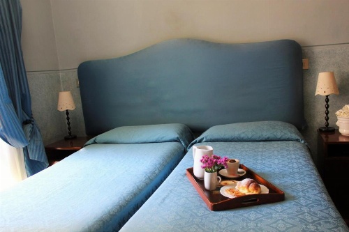 Anne & Mary image 10