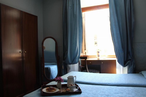 Anne & Mary image 12