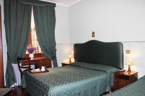 Anne & Mary image 15